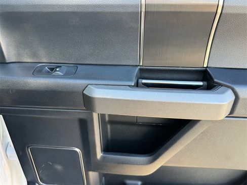 Used 2020 Ford F150 Raptor w/ Equipment Group 802A Luxury image 19