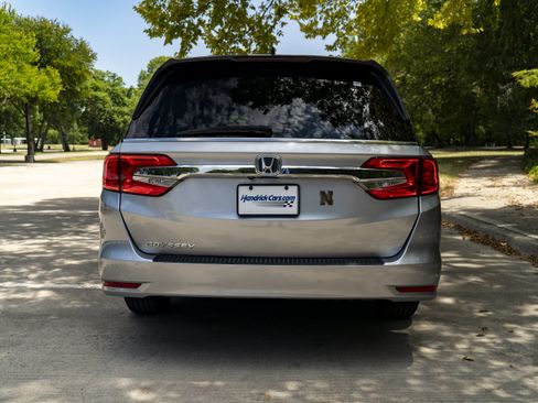 Used 2019 Honda Odyssey EX image 8