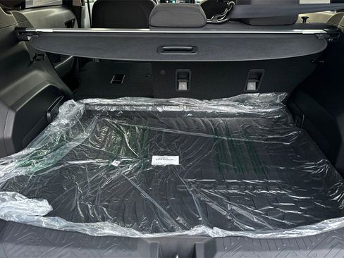 New 2025 Subaru Crosstrek 2.5i Premium image 17