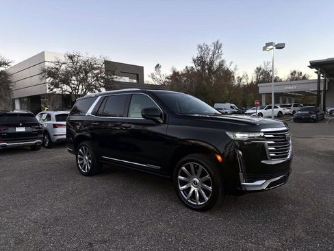 Used 2024 Cadillac Escalade Premium Luxury Platinum image 7