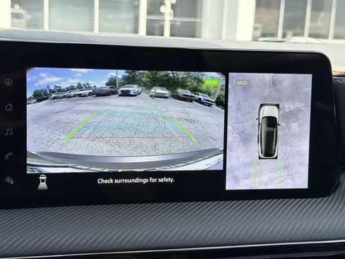 Used 2025 Nissan Kicks SR FWD image 18