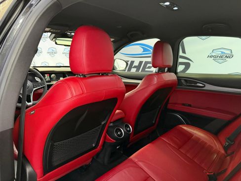 Used 2018 Alfa Romeo Stelvio Ti Sport image 19