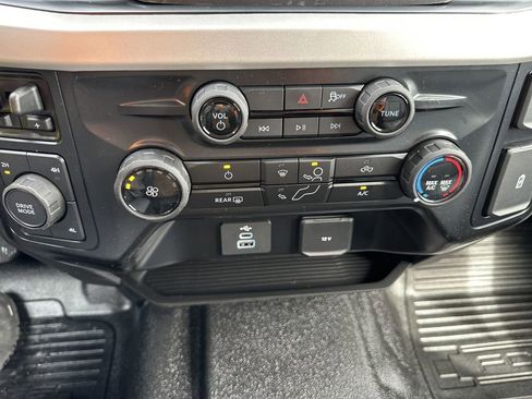 New 2025 Ford F350 XL w/ XL Chrome Package image 21