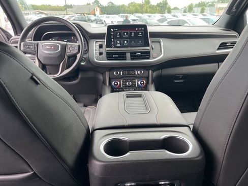 Used 2023 GMC Yukon AT4 w/ AT4 Premium Plus Package image 20