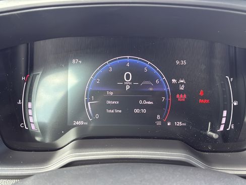Used 2026 Toyota Corolla LE FWD image 25