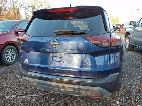 Used 2023 Nissan Rogue SV image 6