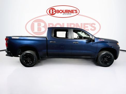 Used 2020 Chevrolet Silverado 1500 Custom Trail Boss w/ Custom Convenience Package AWD/4WD image 10