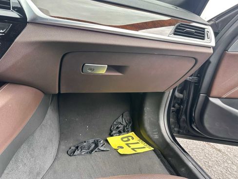 Used 2018 BMW M550i xDrive image 21