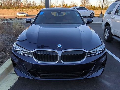 Used 2024 BMW 330i Sedan w/ Premium Package image 6