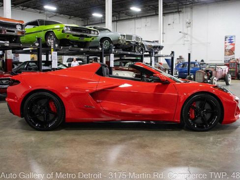 Used 2024 Chevrolet Corvette E-Ray w/ ZER Performance Package AWD/4WD image 9