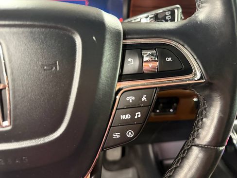 Used 2024 Lincoln Navigator L Reserve w/ Equipment Group 201A AWD/4WD image 34