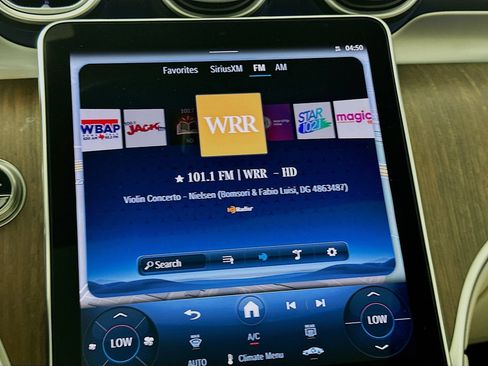 Used 2026 Mercedes-Benz GLC 300 image 16