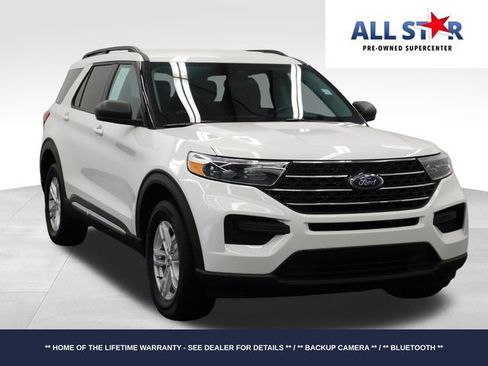 Used 2022 Ford Explorer XLT image 1