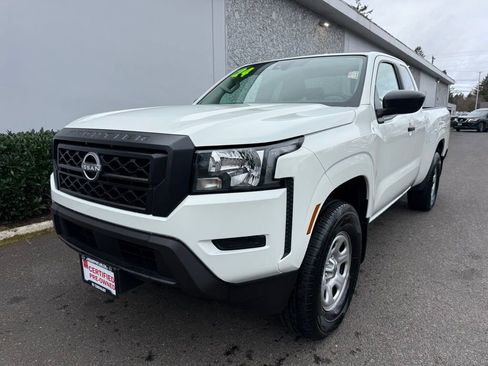 Used 2024 Nissan Frontier S w/ Technology Package image 3