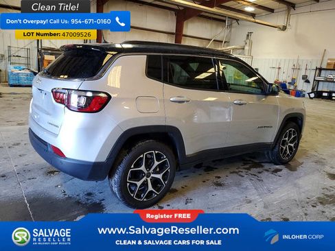 Used 2025 Jeep Compass Limited image 4