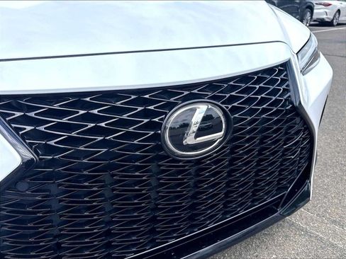 Used 2024 Lexus IS 350 F Sport RWD image 32