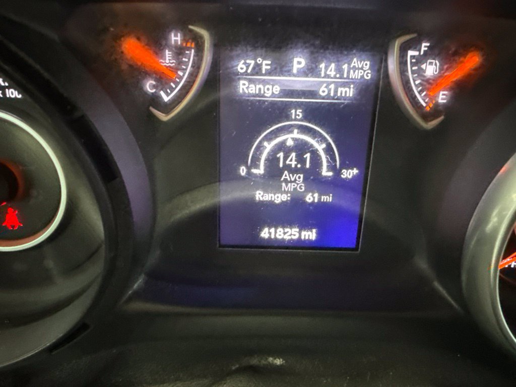 Used 2019 Jeep Wrangler Sport AWD/4WD image 26