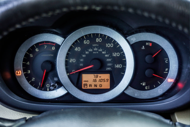 Used 2011 Toyota RAV4 Limited w/ Limited Extra Value Pkg FWD image 13