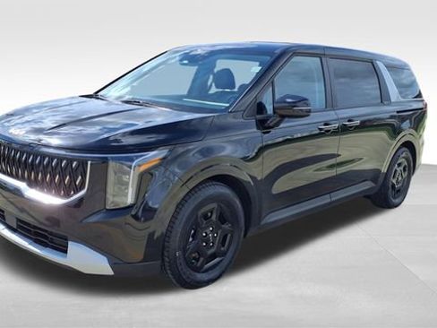 Used 2025 Kia Carnival image 4