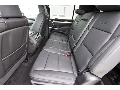 New 2026 Cadillac Escalade ESV 2WD image 7