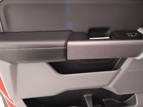 Used 2022 Ford F150 XLT w/ Equipment Group 302A High image 17