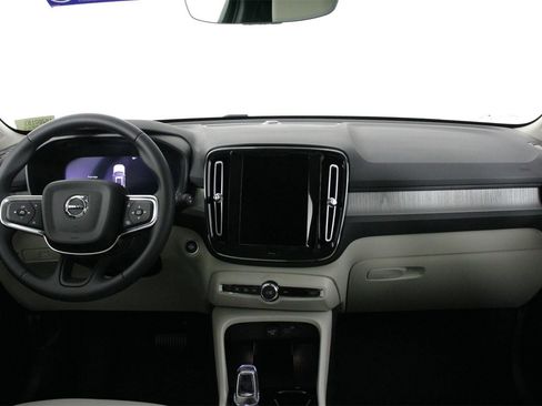 New 2026 Volvo XC40 B5 Plus w/ Protection Package Premier image 5