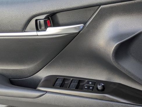 Used 2024 Toyota Camry SE image 23