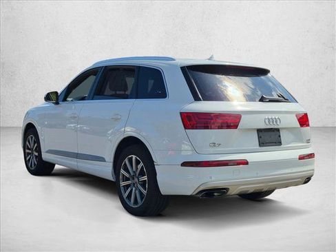Used 2017 Audi Q7 3.0T Premium Plus w/ Premium Plus Package AWD/4WD image 8