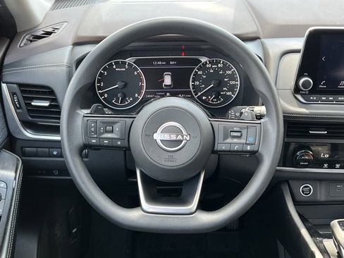 Certified 2023 Nissan Rogue SV image 15
