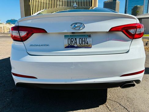 Used 2016 Hyundai Sonata SE FWD image 14