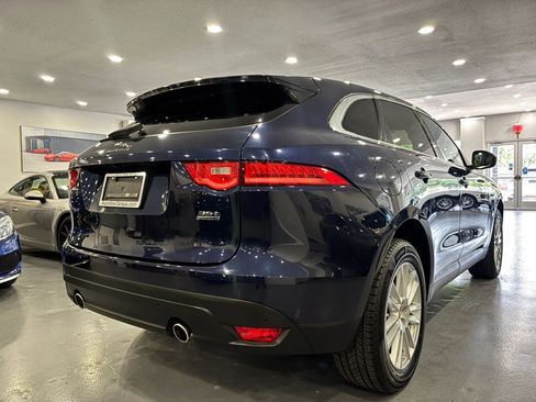 Used 2017 Jaguar F-PACE Prestige AWD/4WD image 7