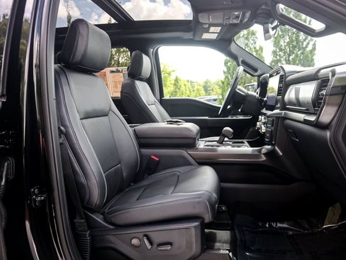 Used 2025 Ford F150 Lariat AWD/4WD image 33