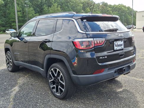 Used 2018 Jeep Compass Limited w/ Trailer Tow Group AWD/4WD image 19