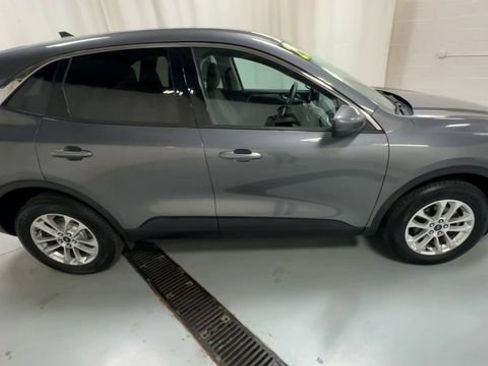 Used 2021 Ford Escape SE AWD/4WD image 9
