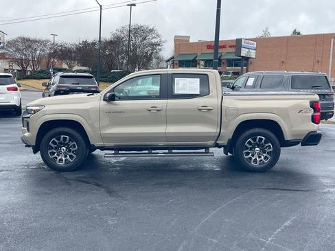 Used 2023 Chevrolet Colorado Z71 w/ Z71 Convenience Package 2 image 4