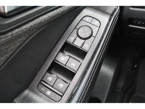 Certified 2023 Nissan Rogue SV FWD image 20