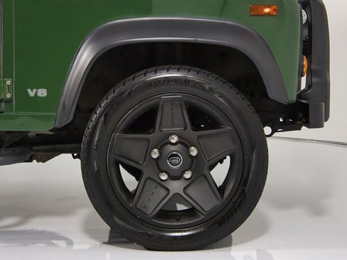 Used 1997 Land Rover Defender 90 AWD/4WD image 17