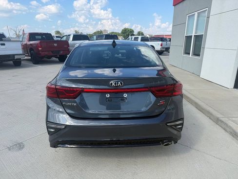 Used 2019 Kia Forte S FWD image 5