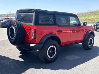 Used 2023 Ford Bronco Badlands w/ Sasquatch Package AWD/4WD video 3