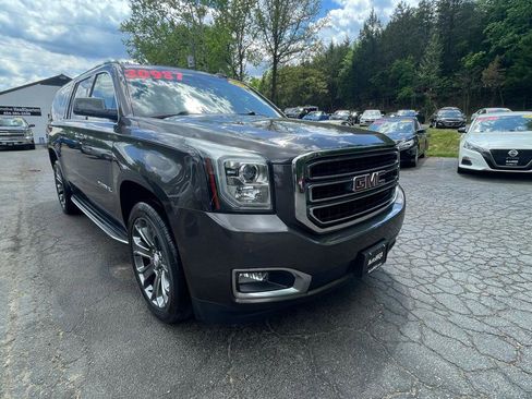 Used 2019 GMC Yukon XL SLT AWD/4WD image 13