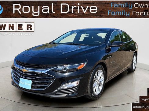 Used 2025 Chevrolet Malibu LT FWD image 1