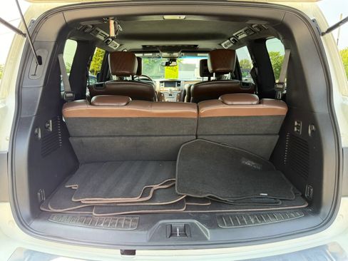 Used 2015 INFINITI QX80 4WD w/ Limited Package image 16