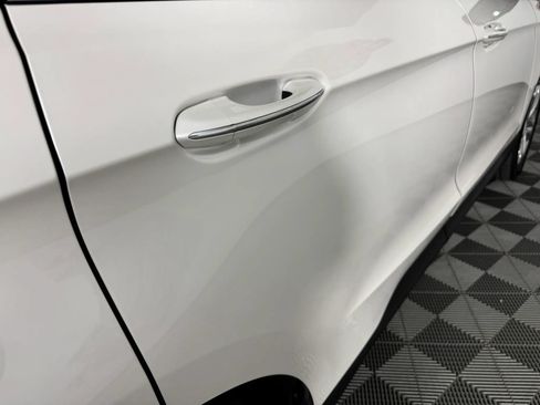 Used 2017 Ford Edge Titanium w/ Technology Package FWD image 29