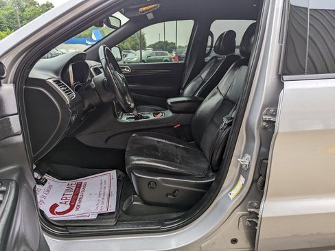 Used 2018 Jeep Grand Cherokee Altitude image 9