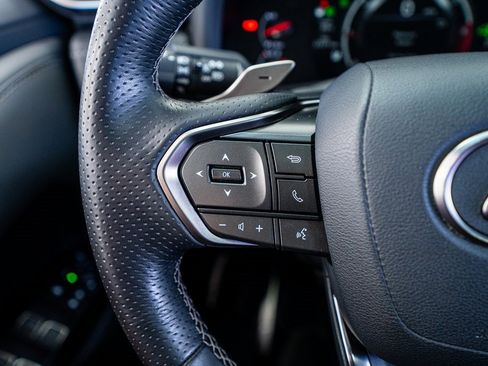 Used 2024 Lexus LX 600 F Sport image 42