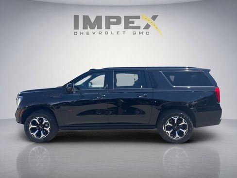 Used 2025 GMC Yukon XL AT4 Ultimate w/ LPO, AT4 Appearance Package AWD/4WD image 2
