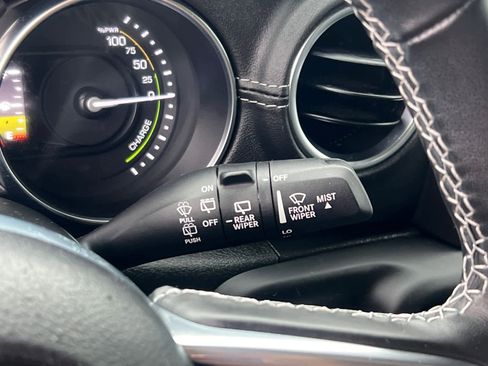 Used 2023 Jeep Wrangler Sahara w/ Cold Weather Group image 18