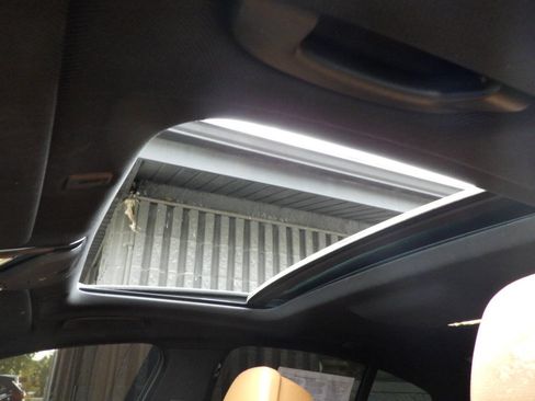 Used 2019 BMW 530i xDrive image 21