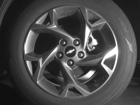 Used 2025 Chevrolet Trax LT w/ LT Convenience Package image 14