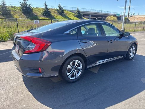 Used 2018 Honda Civic LX image 7